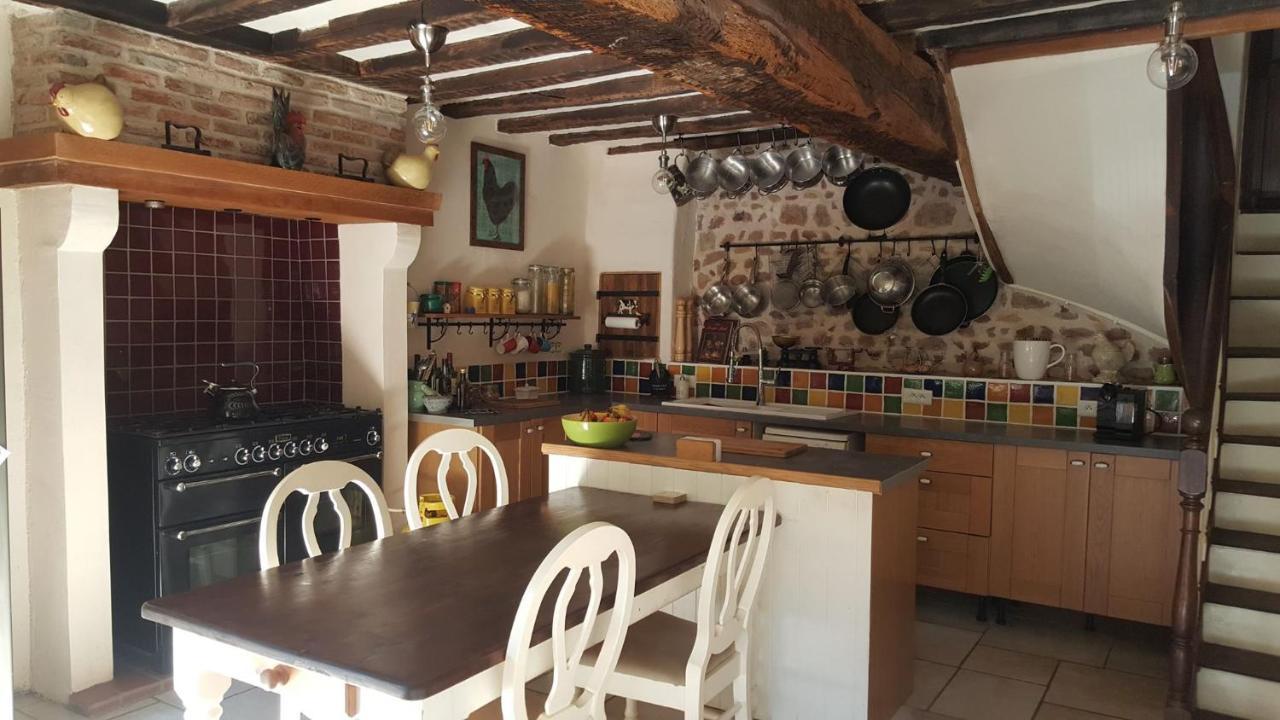 Le Moulin Du Cluzeau Bed & Breakfast Chaillac Dış mekan fotoğraf