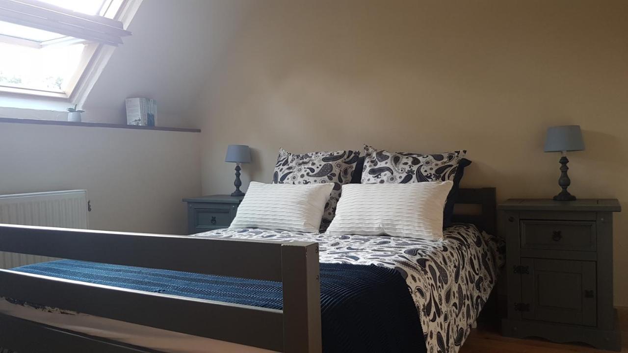Le Moulin Du Cluzeau Bed & Breakfast Chaillac Dış mekan fotoğraf